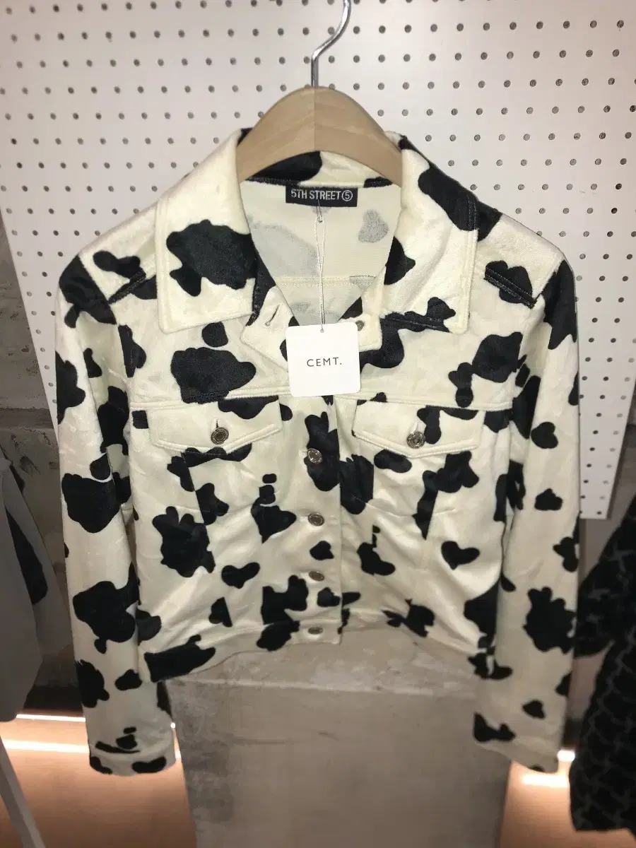 (unknown)Cow Pattern Jacket