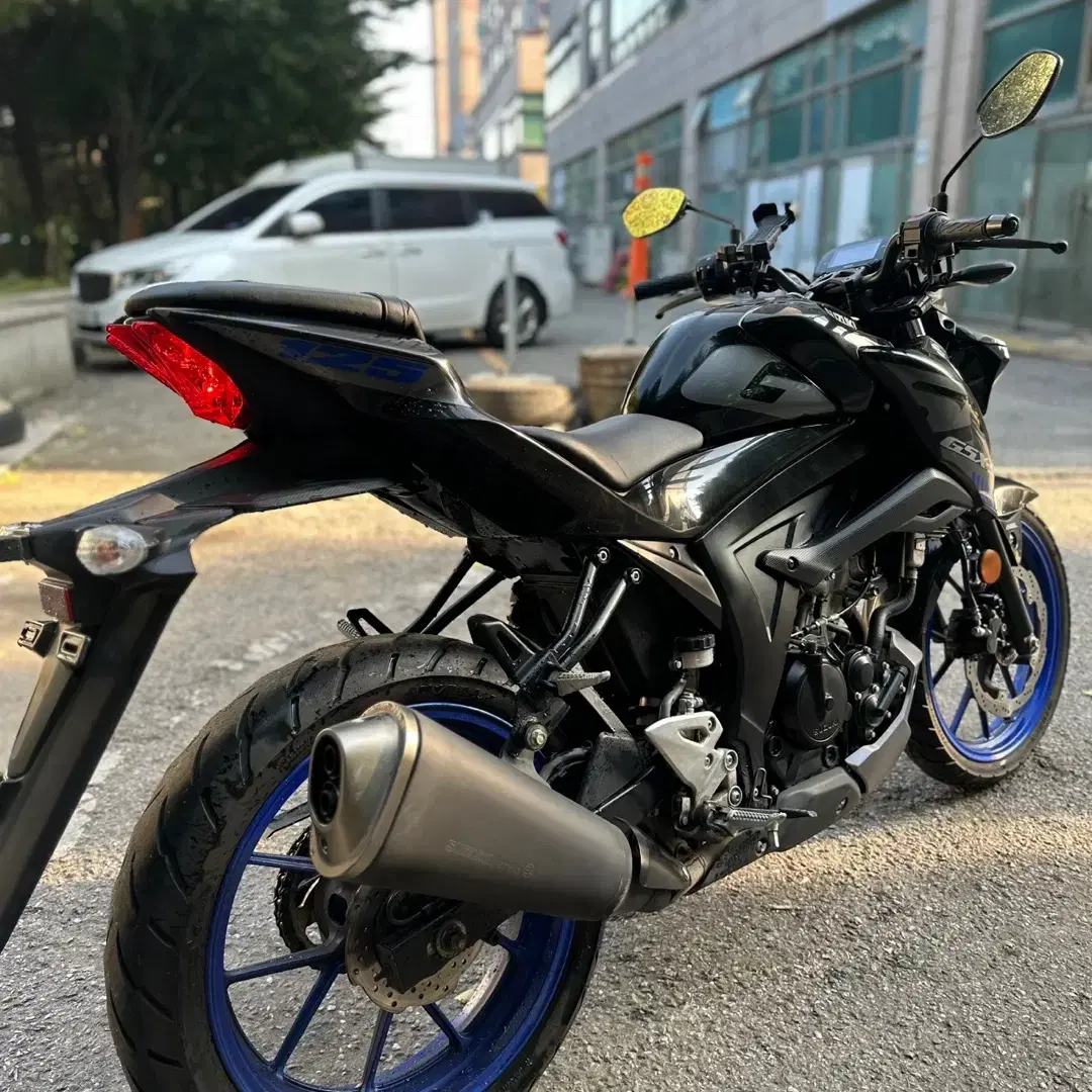 23년식 스즈키 gsxs125 gsx-s125