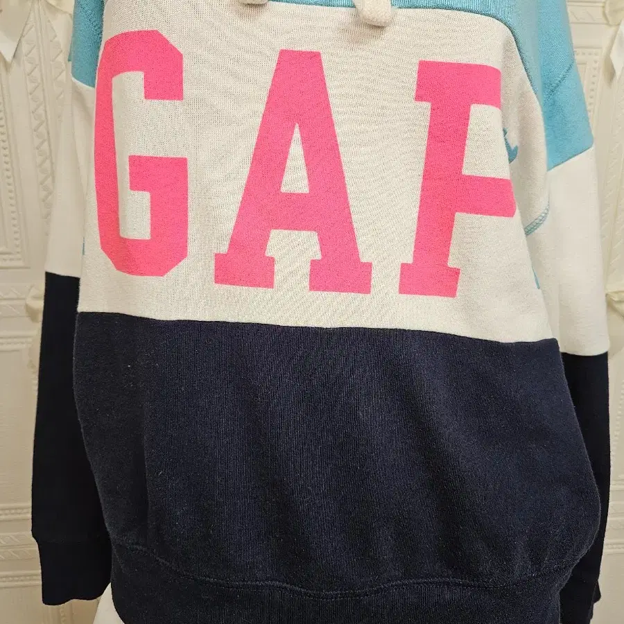 GAP 갭 흔하지 않은 색감 약기모 후드티