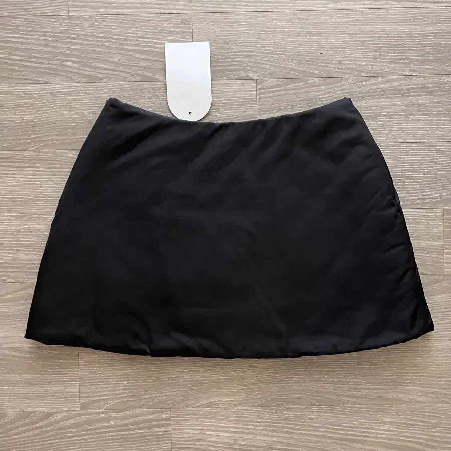 스무드무드 pipa padded mini skirt 패딩스커트 블랙