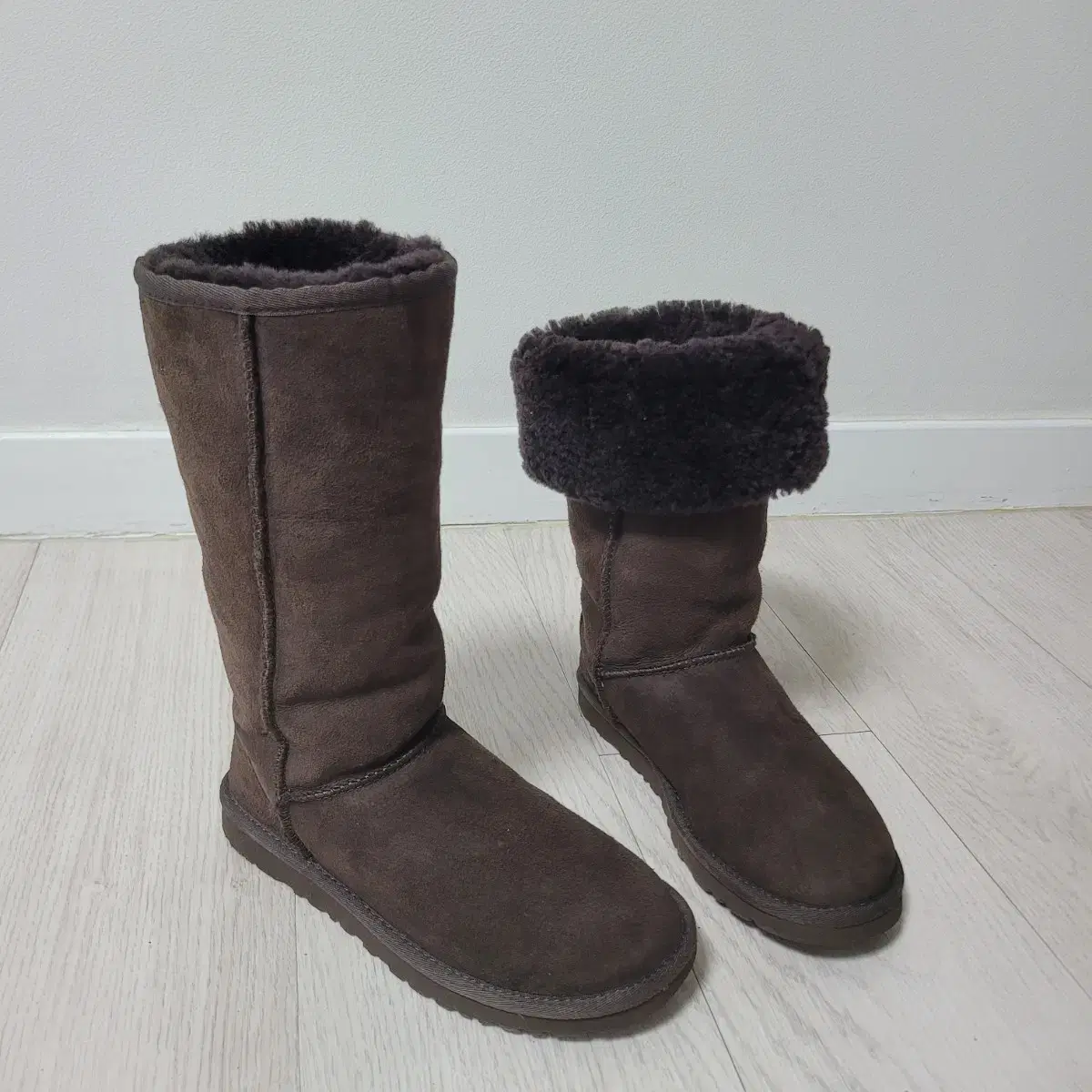 UGG 어그 부츠 클래식 톨 230mm