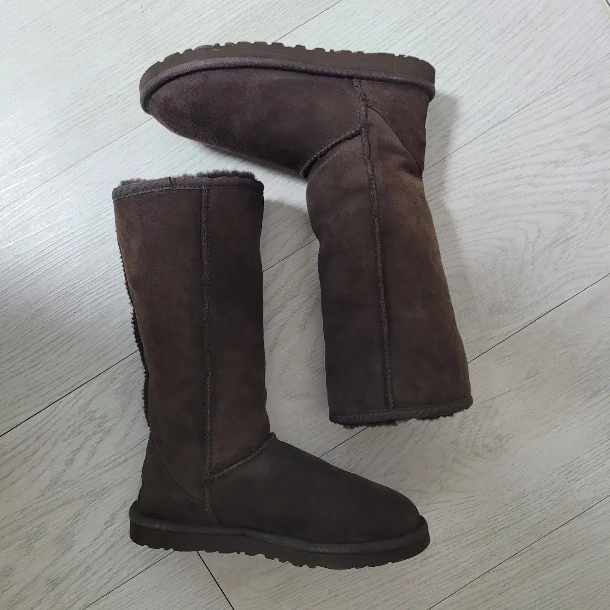 UGG 어그 부츠 클래식 톨 230mm