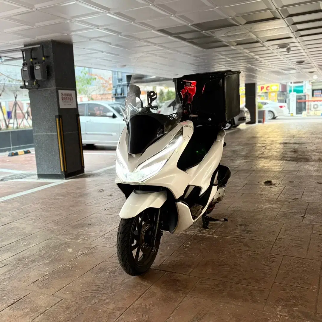 PCX125CC 20년식 대행셋팅완료된 차량 저렴하게 판매합니다.