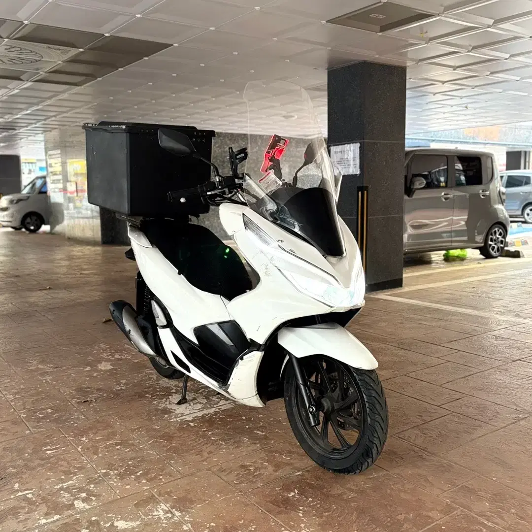 PCX125CC 20년식 대행셋팅완료된 차량 저렴하게 판매합니다.