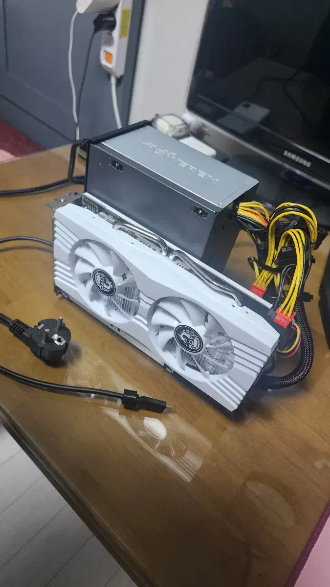 썬더볼트 Egpu 판매합니다