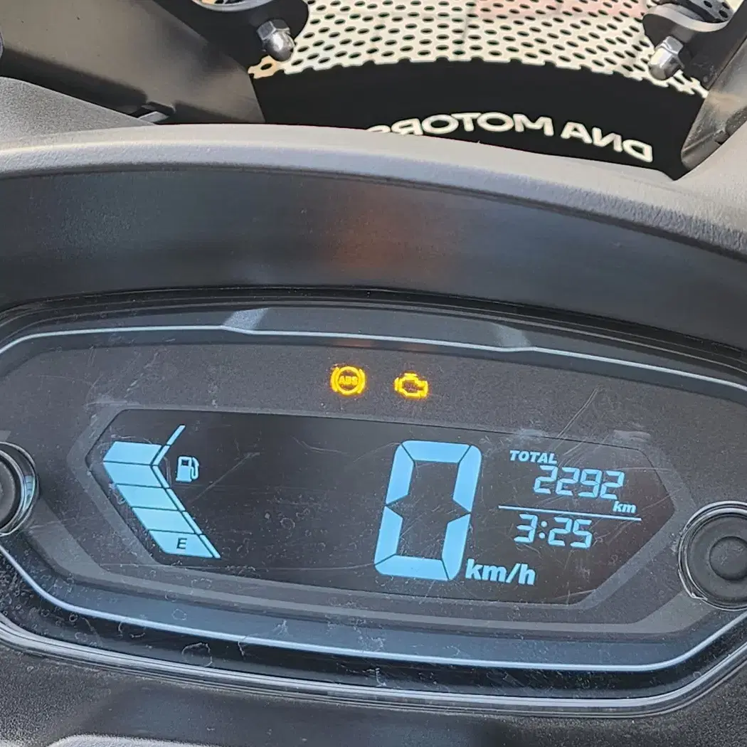 2023년식 디앤에이모터스 UHR125 1인신조 2290KM 판매합니다.