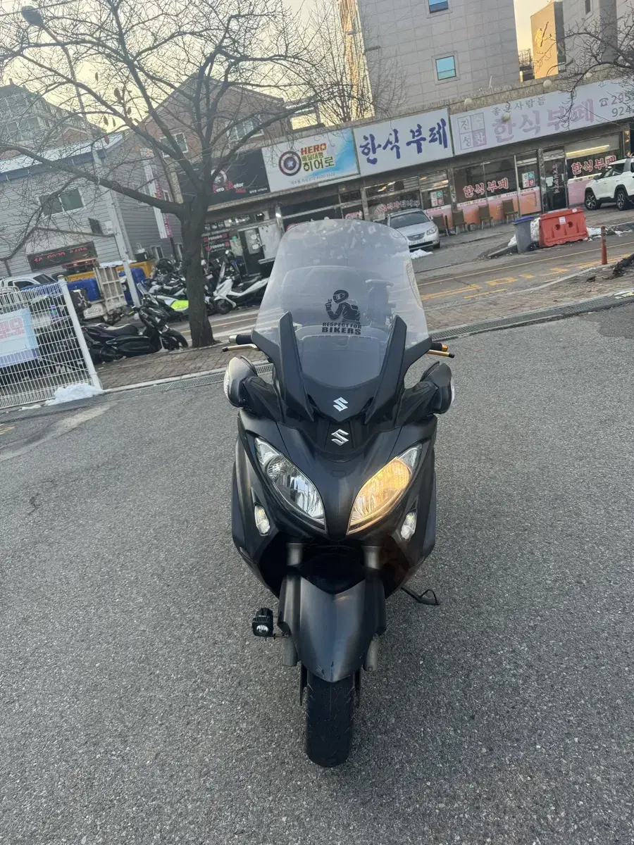 스즈끼 버그만 650