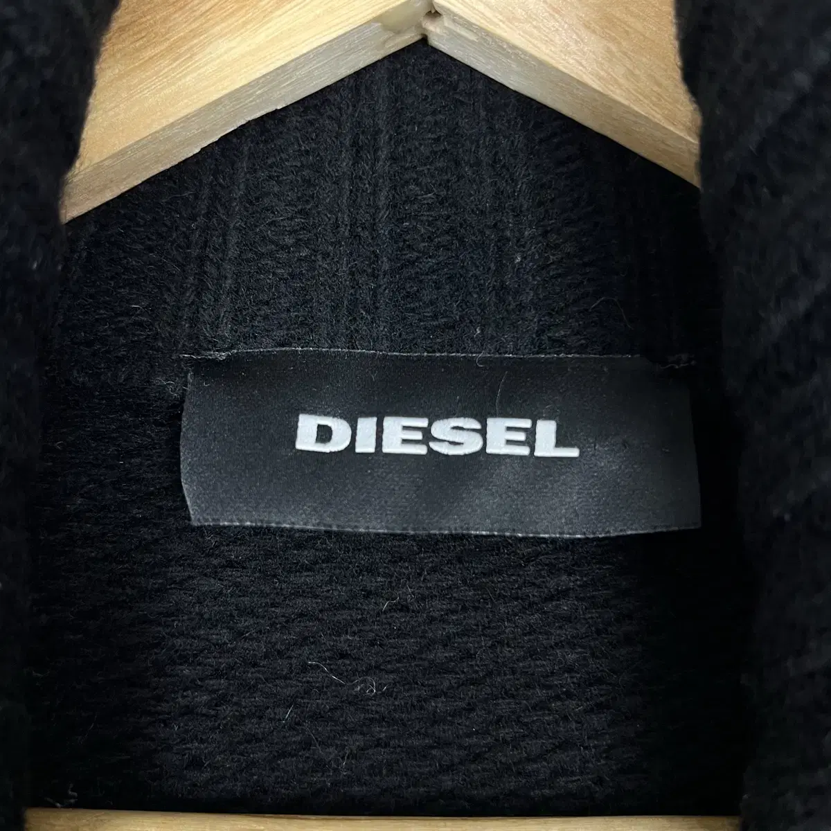 (무료배송) DIESEL 디젤 디스트레스드 투웨이 롱 니트 집업