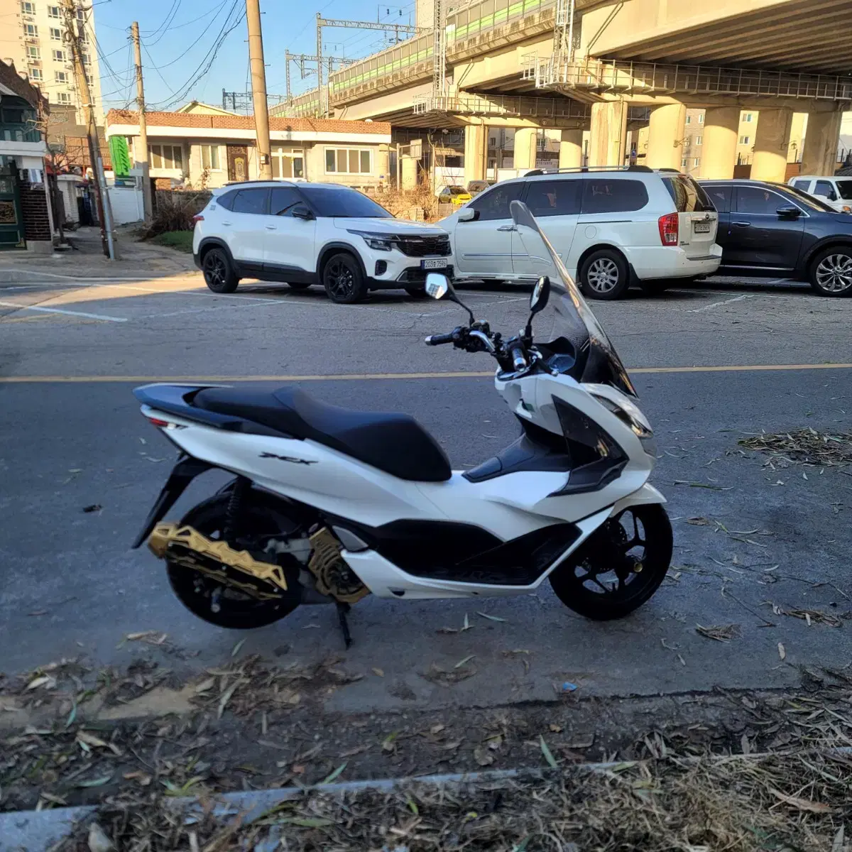 2023 PCX125(ABS) 4300KM 판매합니다