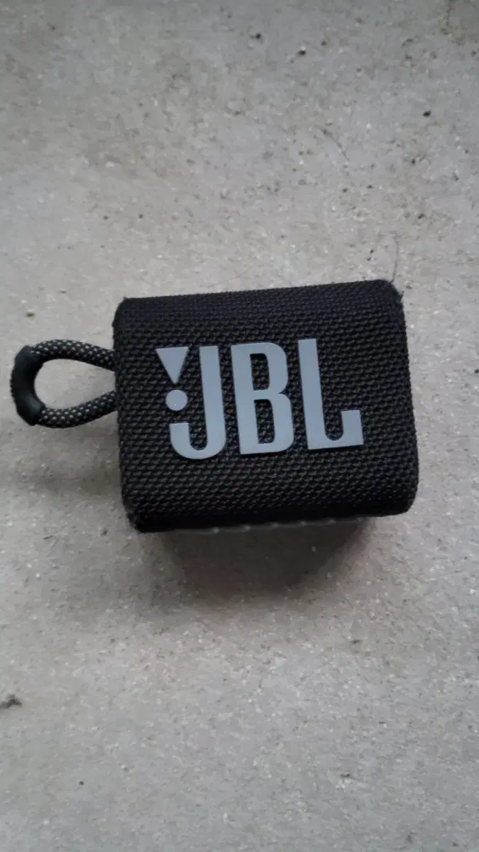 JBL GO3