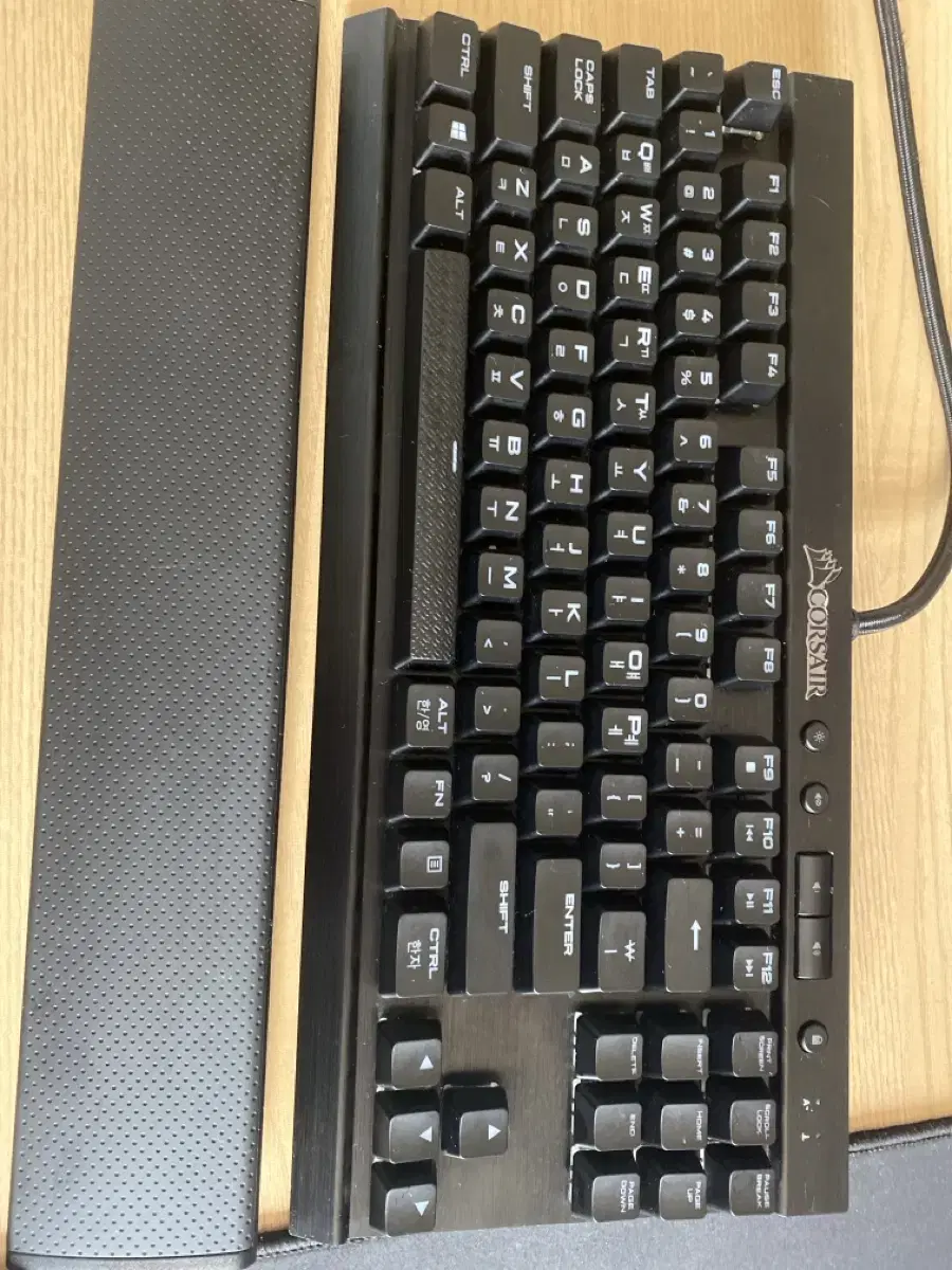 커세어 k65 lux