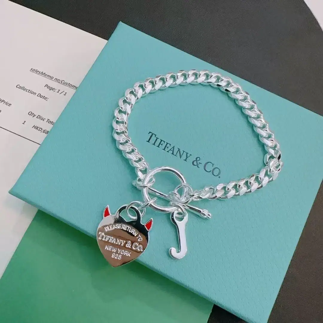 Tiffany & Co.티파니앤코. 작은 악마 팔찌