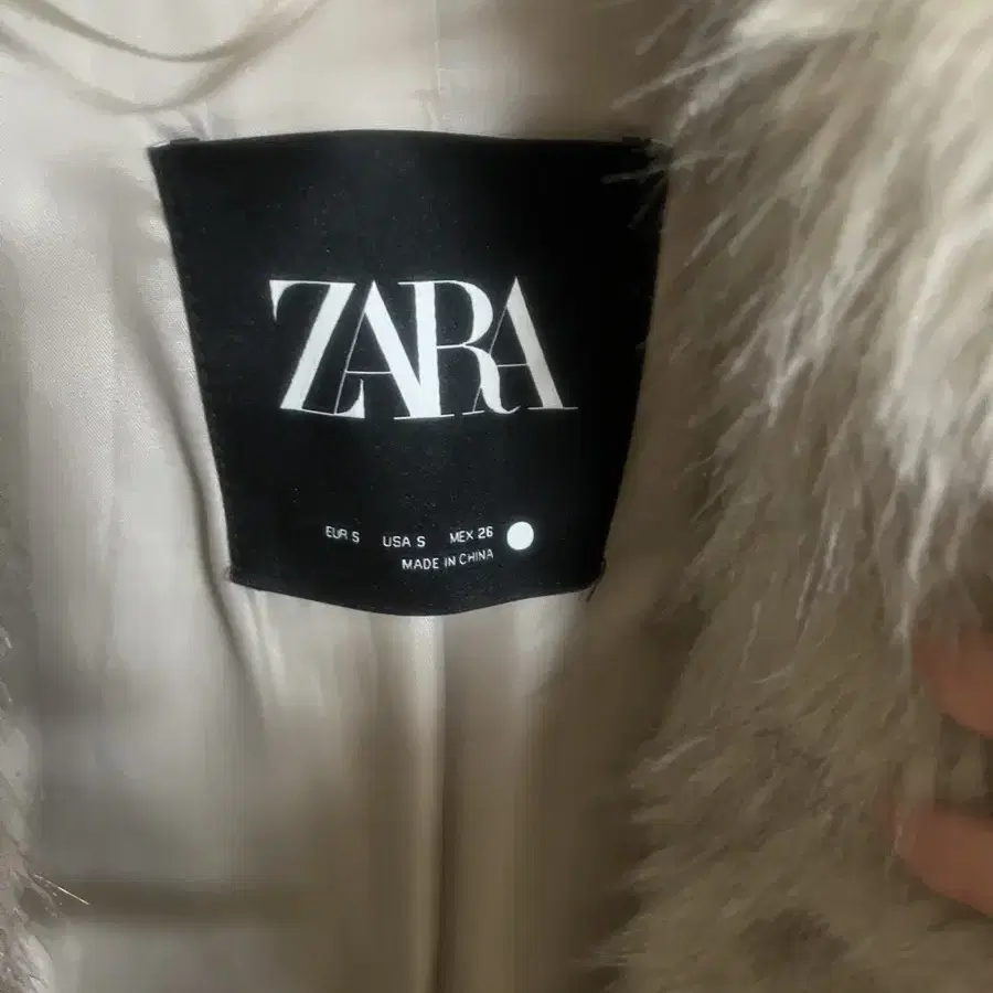 [새상품] Zara 자라 여성 퍼코트