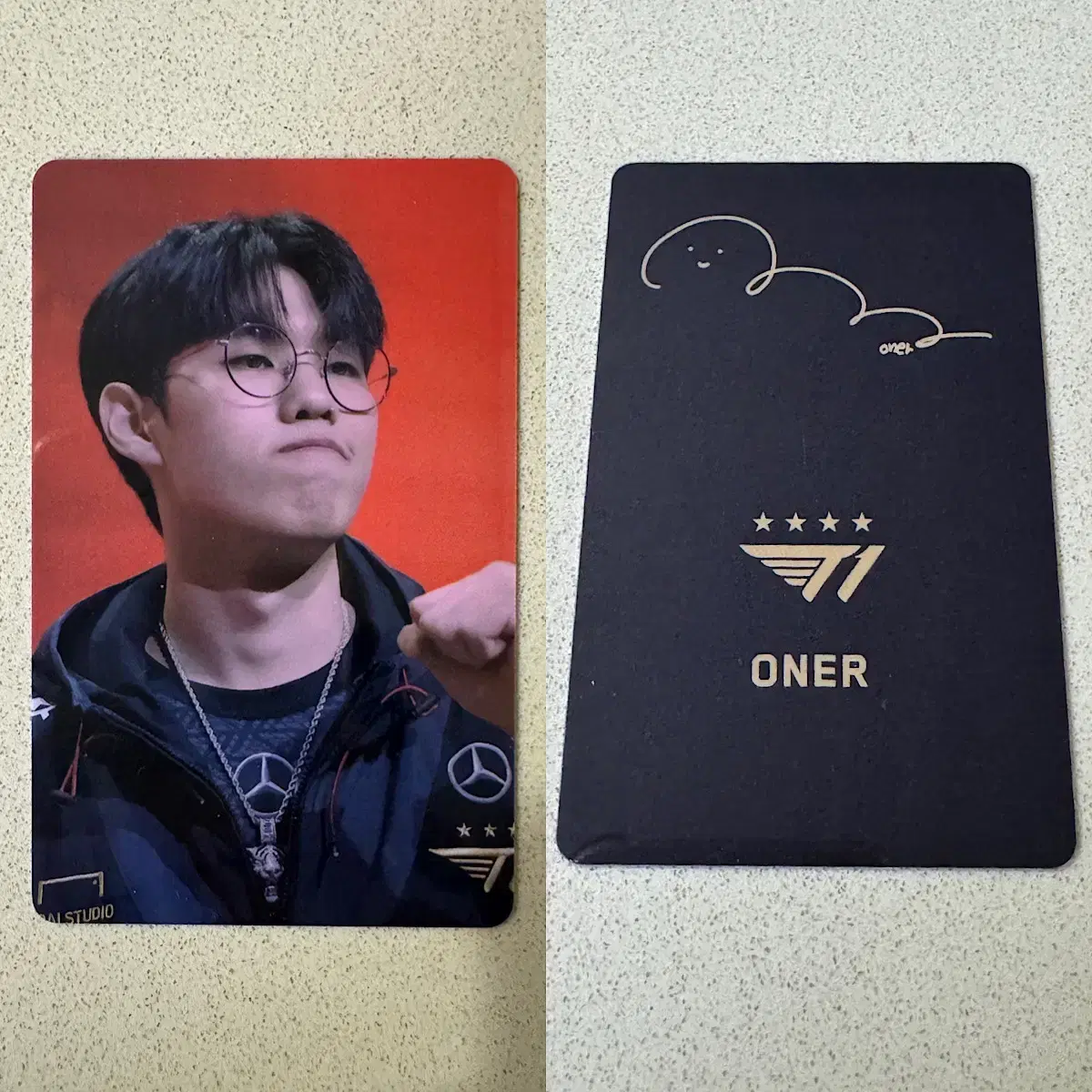 T1 Worlds Winner V4 Commemorates Korea Mint Owner photocard wts