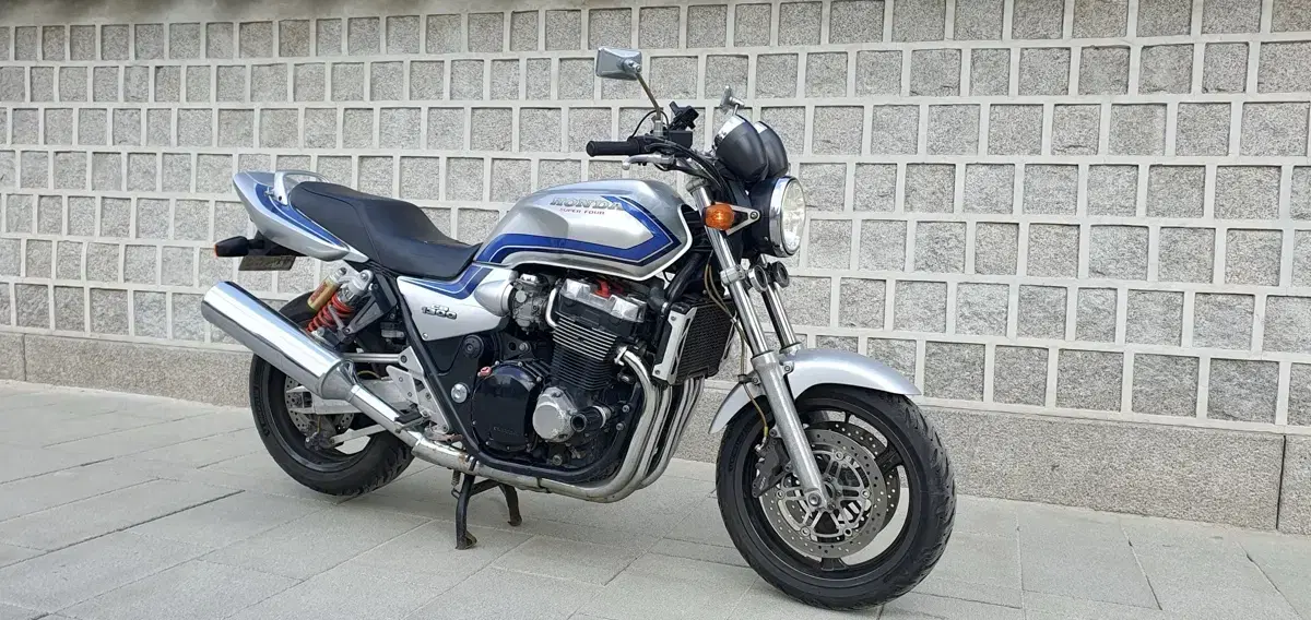 1999 HONDA CB1300 SC40