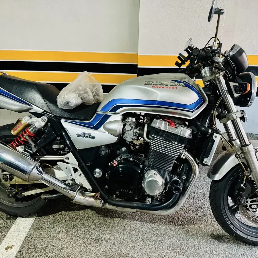 1999 HONDA CB1300SF SC40