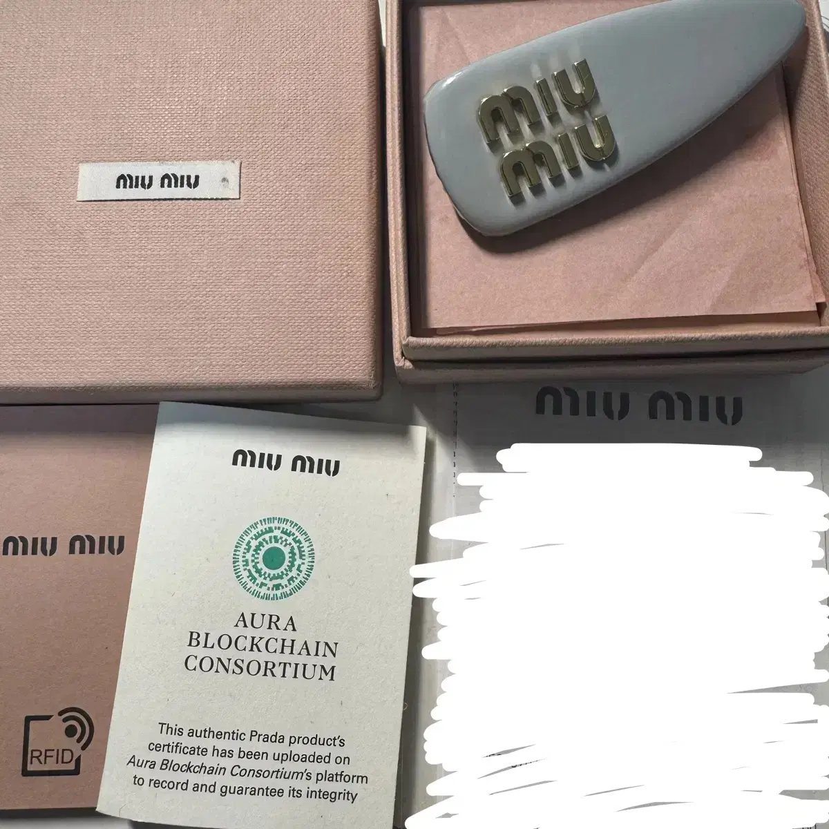 miumiu 미우미우 헤어핀 헤어클립