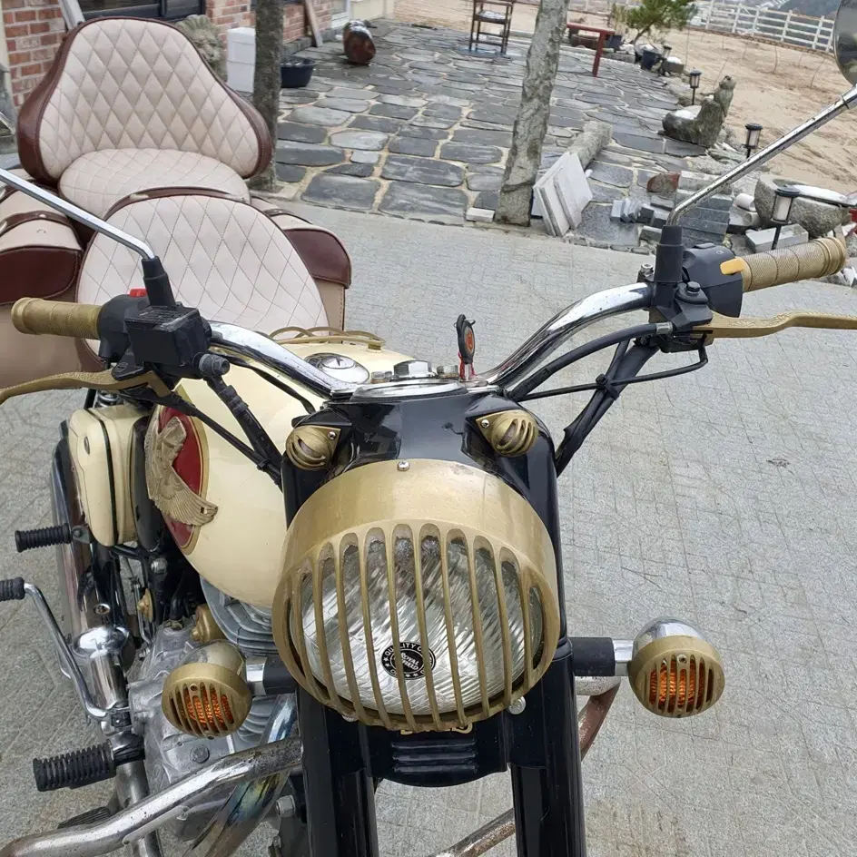 2015 로얄엔필드 Royal Enfield Classic 500 커스텀