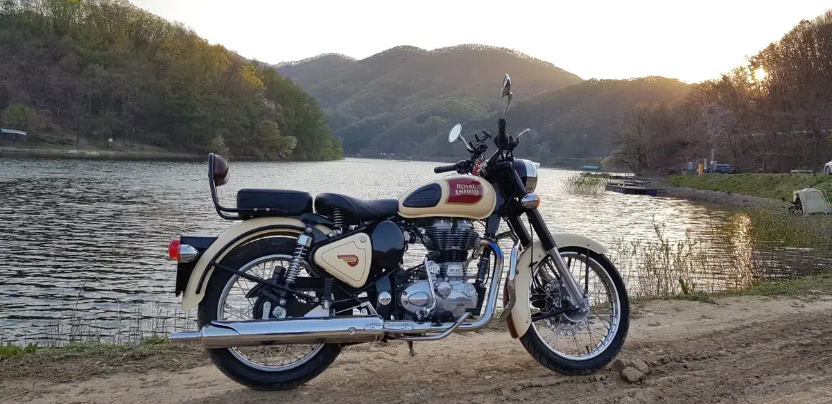 2015 로얄엔필드 Royal Enfield Classic 500 커스텀