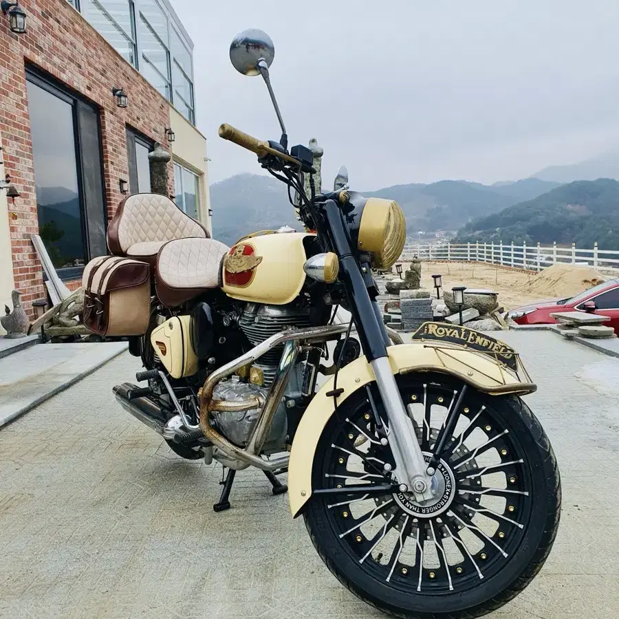 2015 로얄엔필드 Royal Enfield Classic 500 커스텀