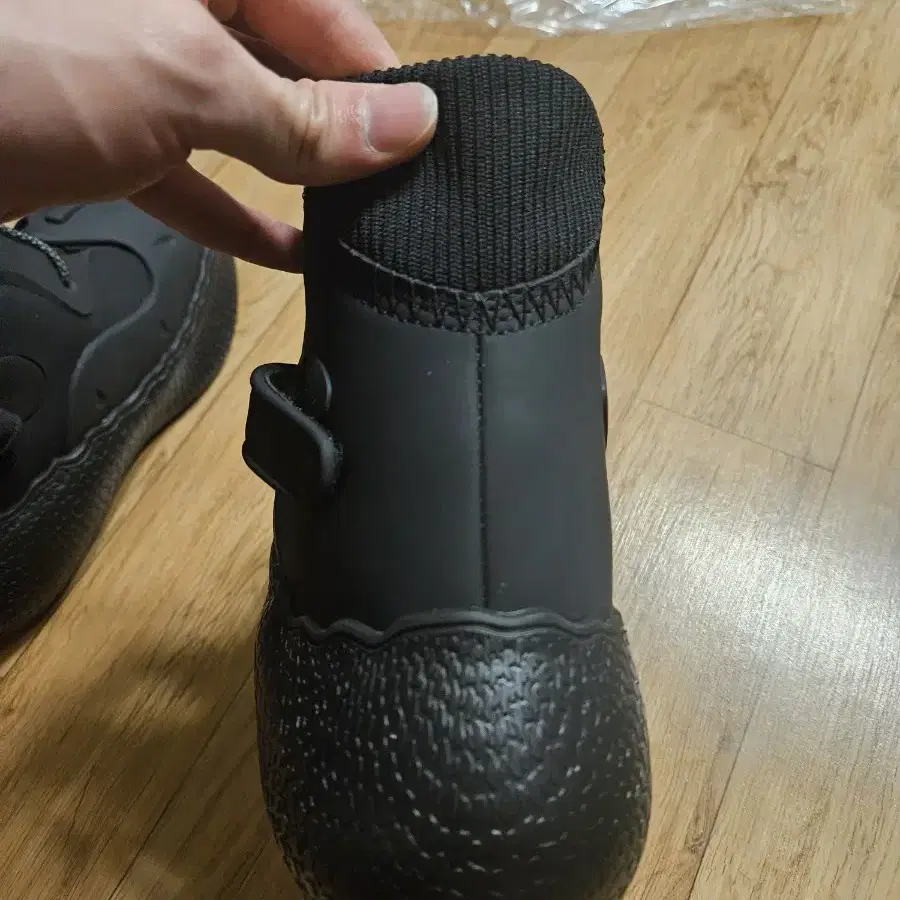 fctry lab boots