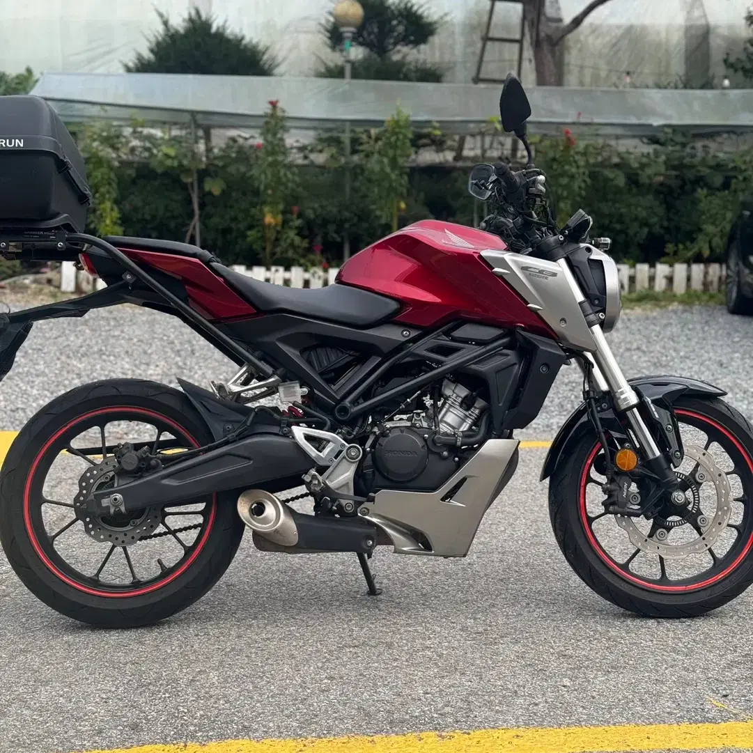 특가) 혼다 CB125R 18년식 메뉴얼 짧은키로수 저렴하게 판매합니다.