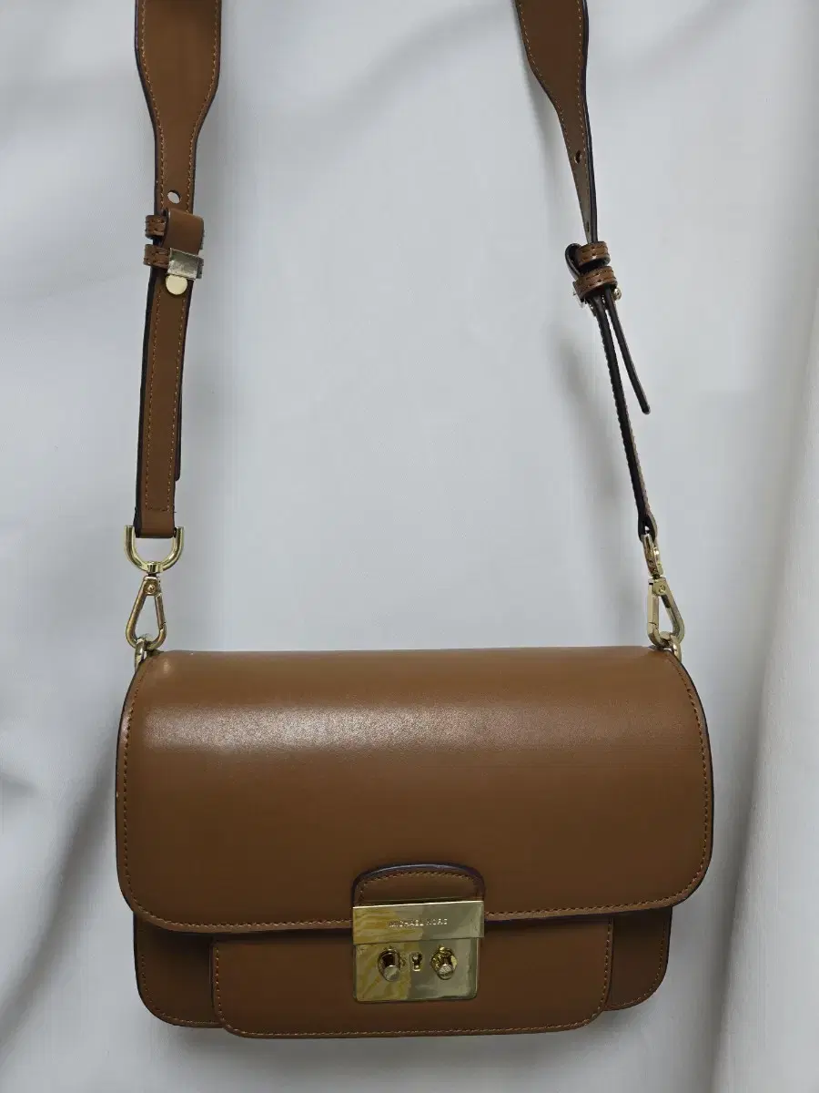 Michael Kors Sloane Brown Crossover Shoulder