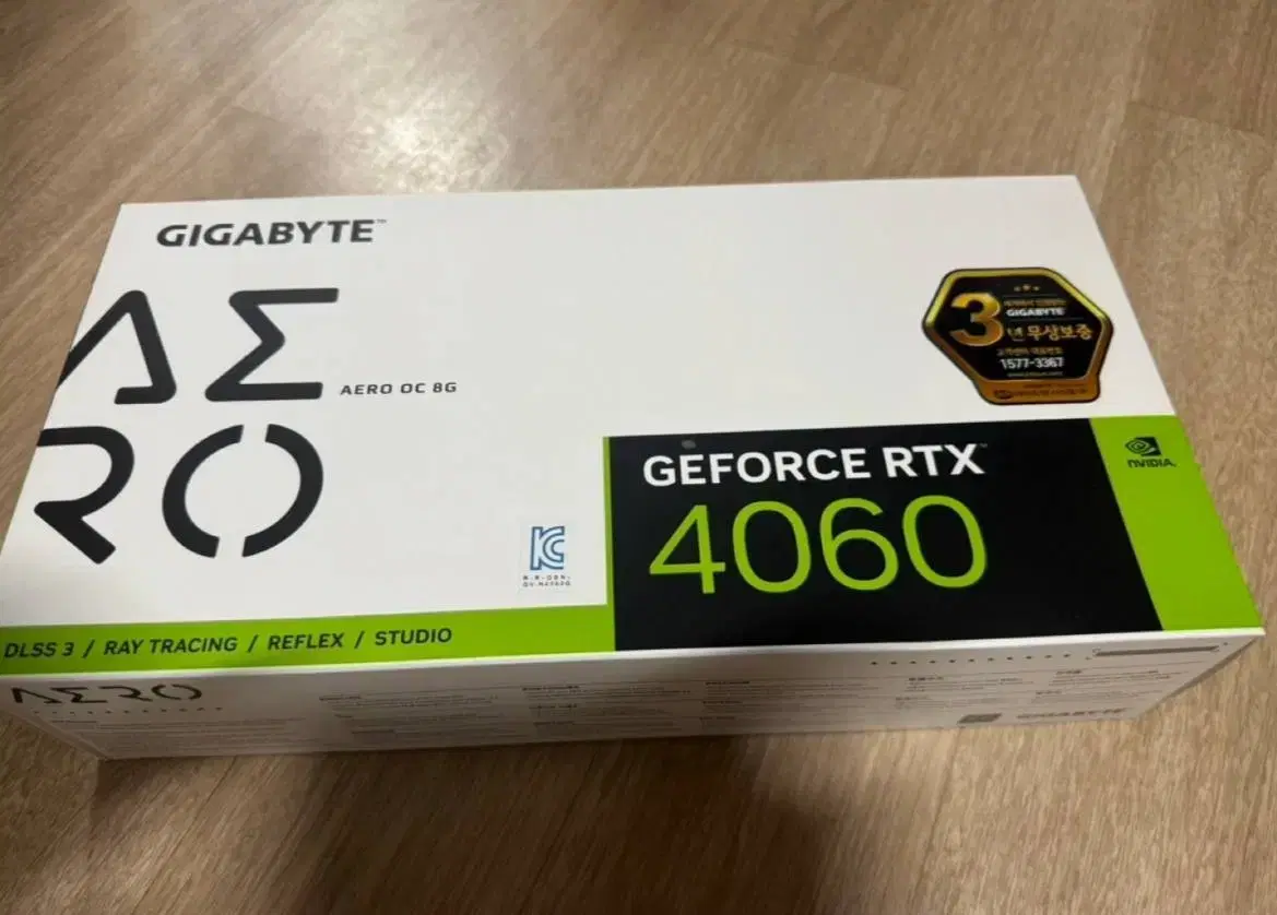 RTX 4060 기가바이트8G 3팬