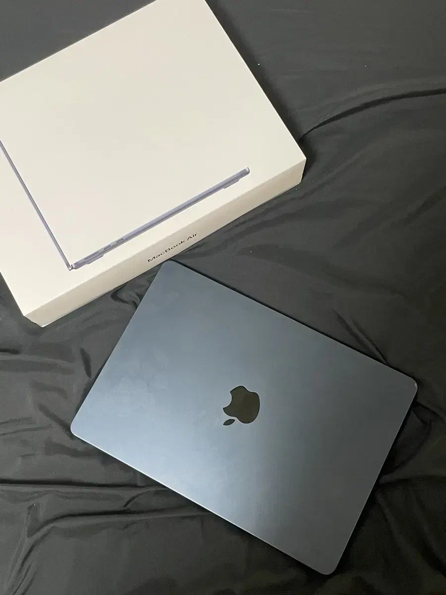 맥북에어 MacBook Air 2022년 M2 CPU 8코어 GPU