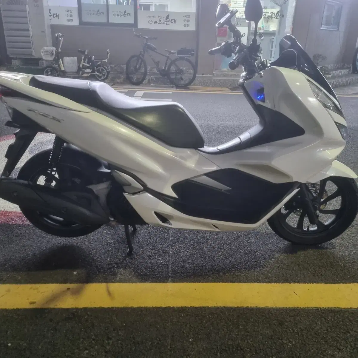 pcx 19년형팝니다