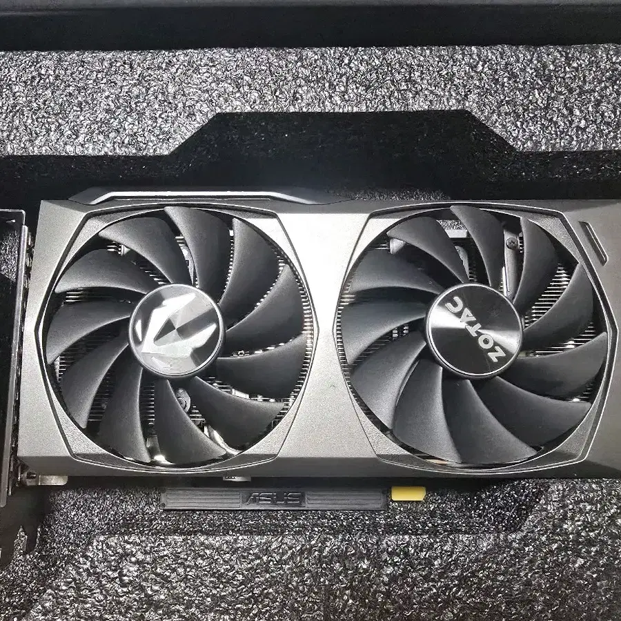 GEFORCE RTX 3060 TWIN Edge OC D6 12GB