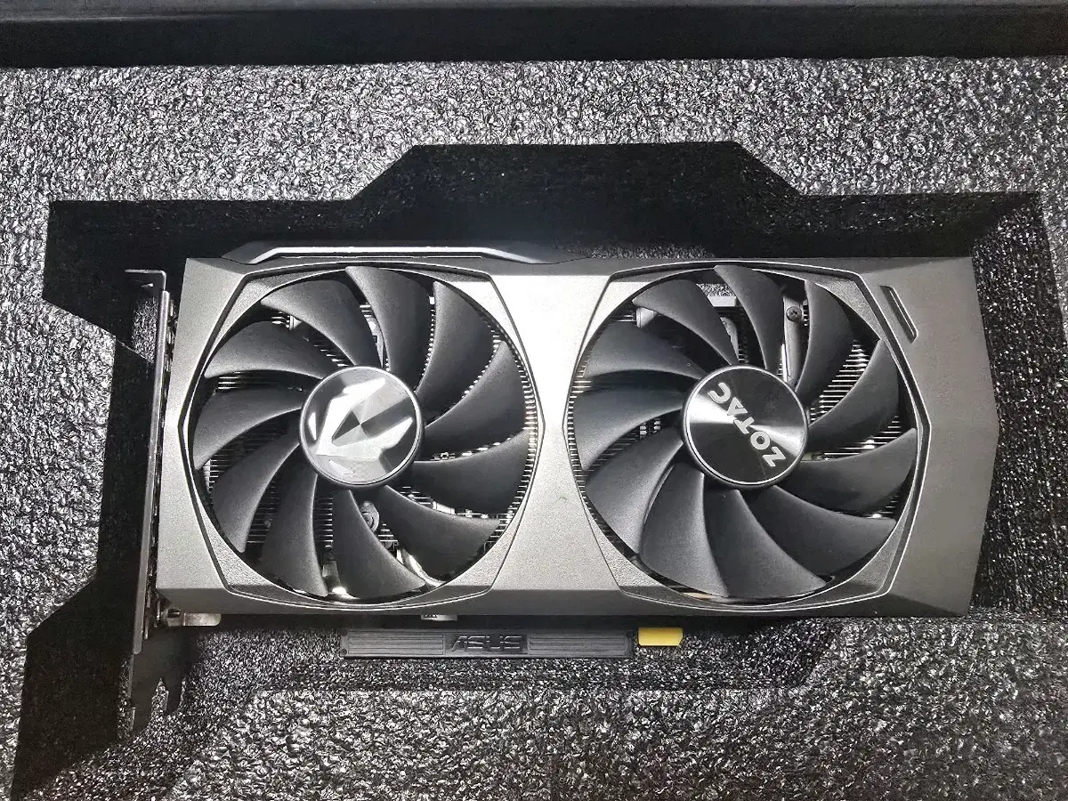 GEFORCE RTX 3060 TWIN Edge OC D6 12GB