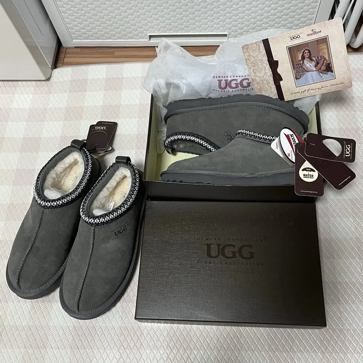 [새상품]UGG 어그 타스만 시드니 슬리퍼 그레이(38사이즈/40사이즈)