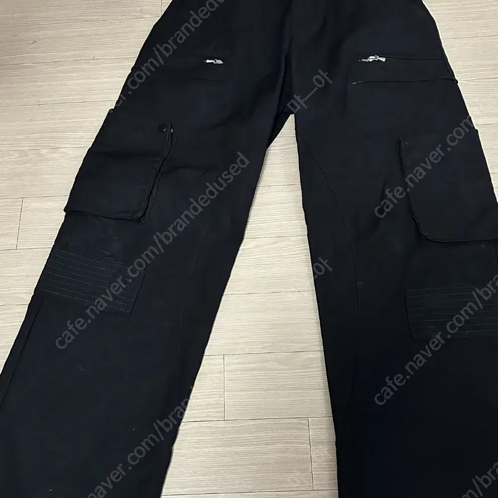 STU Multi Panel Cargo Pants Black S사이즈