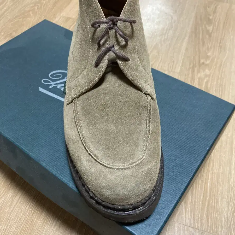 파라부트 아펜쳐 처카 Army Suede