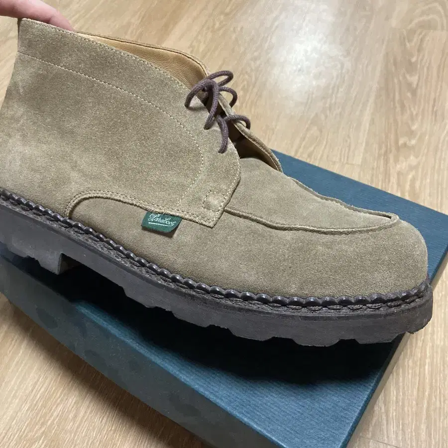 파라부트 아펜쳐 처카 Army Suede