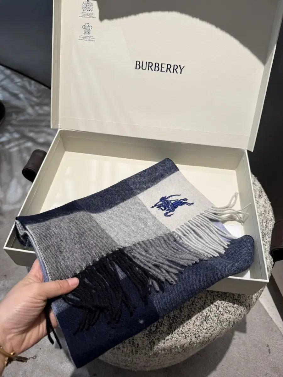 BURBERRY 버버리 모던 캐주얼 스카프