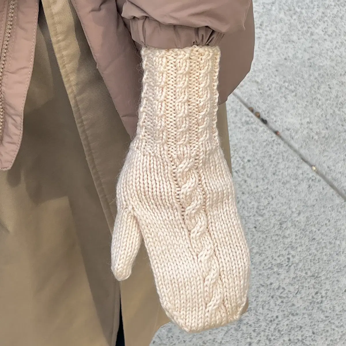 Cream Beige Glove