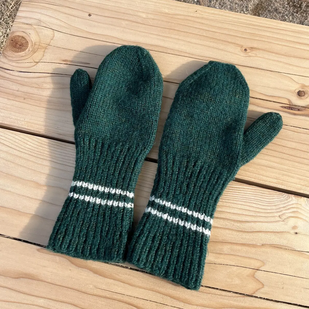 Green Knit wool Glove