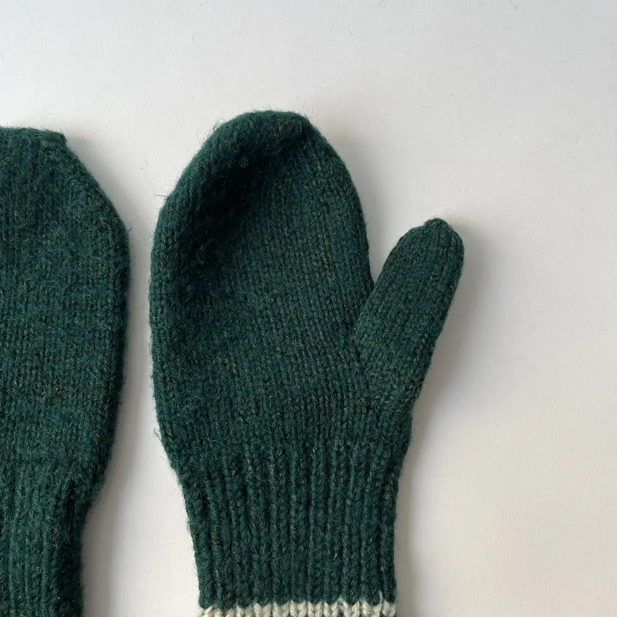 Green Knit wool Glove