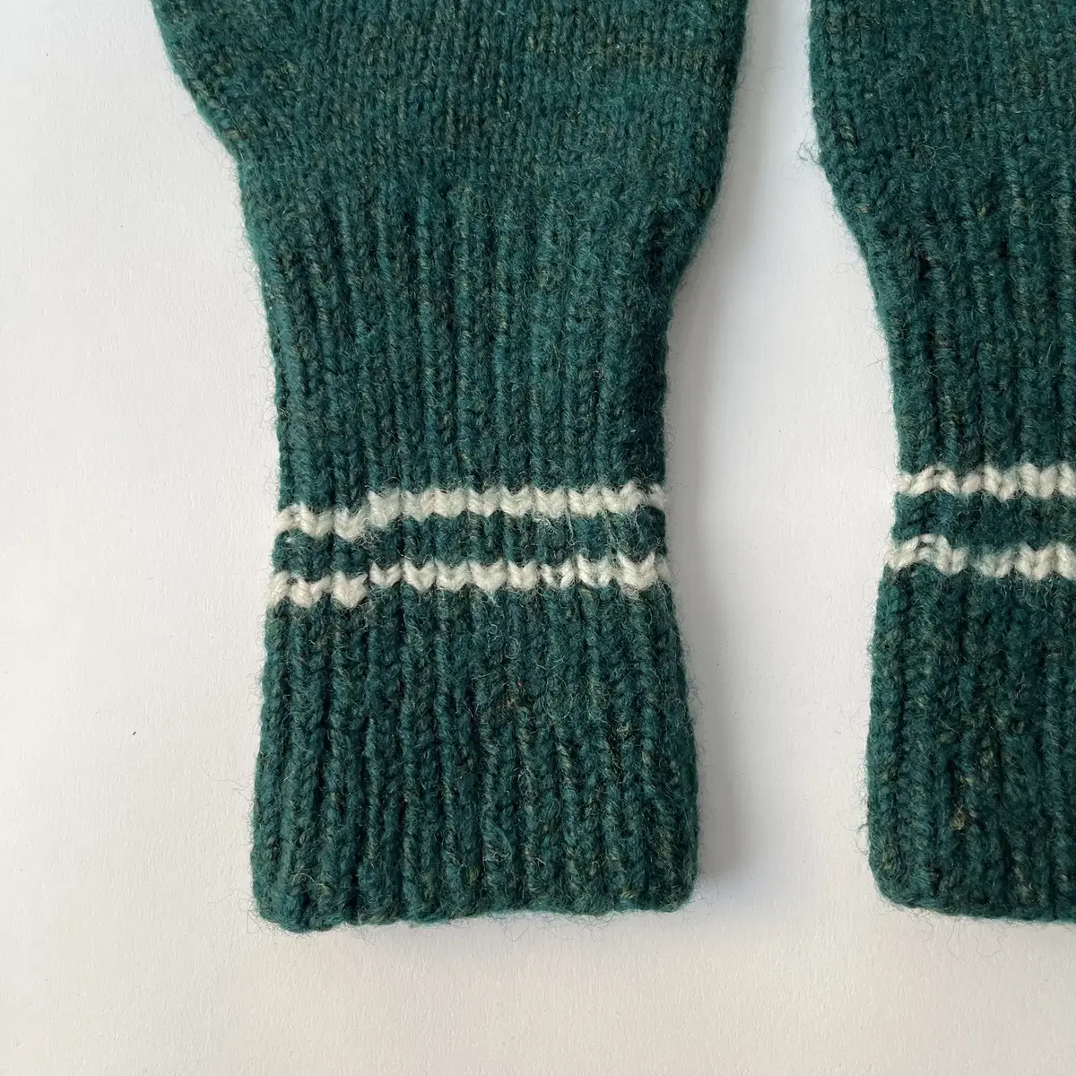 Green Knit wool Glove