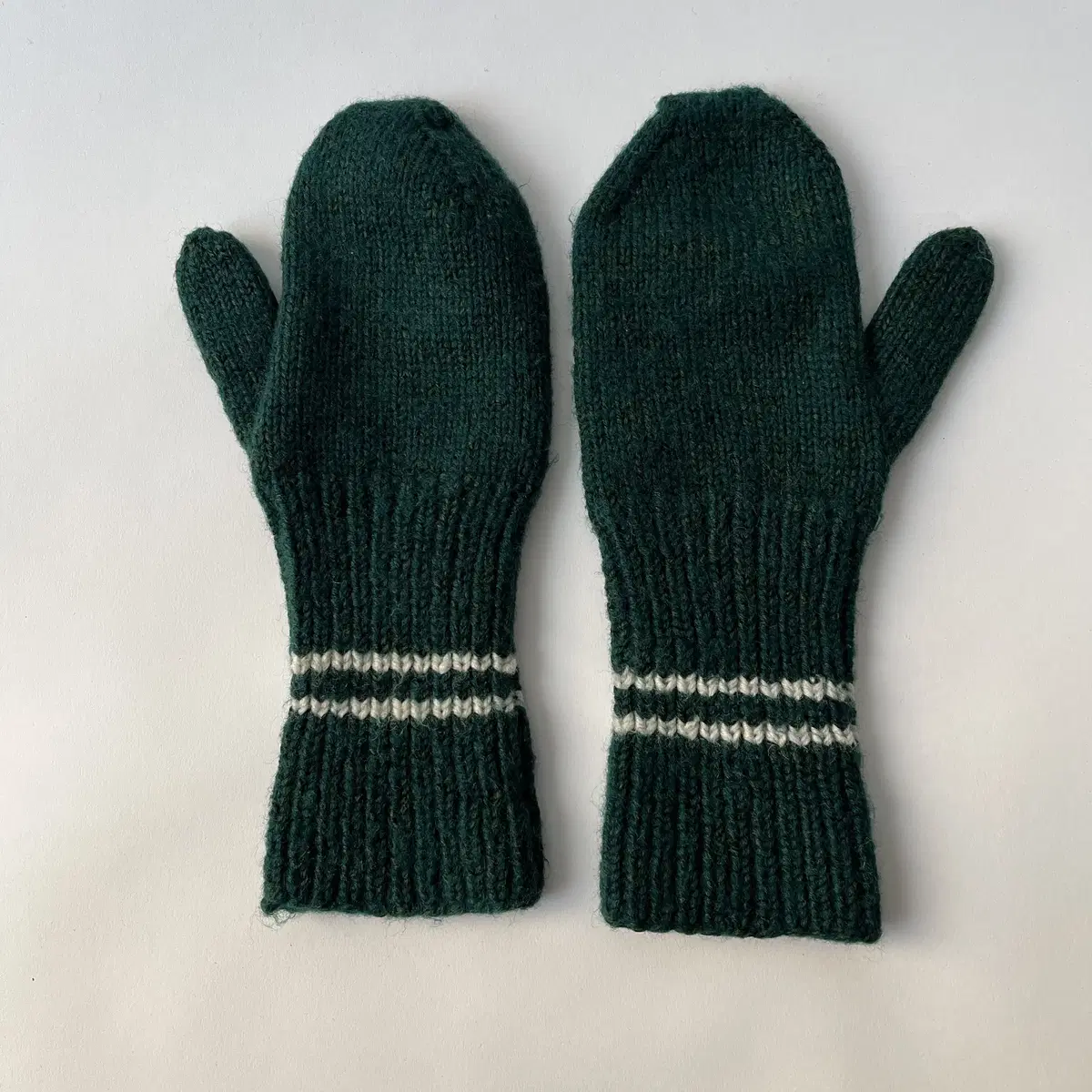 Green Knit wool Glove