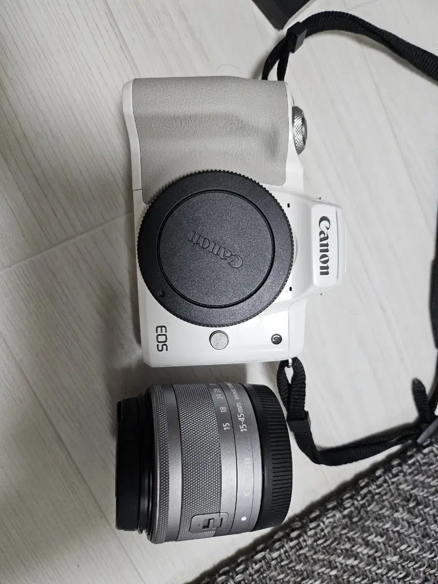 캐논 카메라 EOS M50 MARK2 판매 합니다 사용 얼마 안했어요