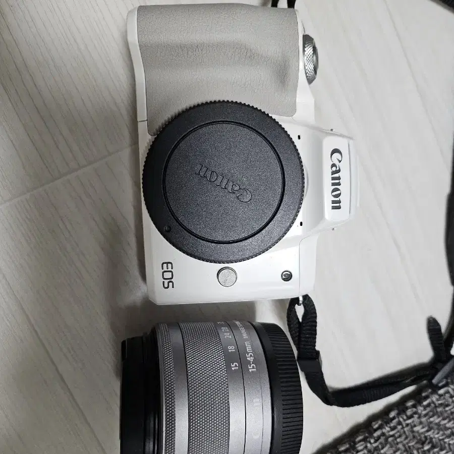 캐논 카메라 EOS M50 MARK2 판매 합니다 사용 얼마 안했어요