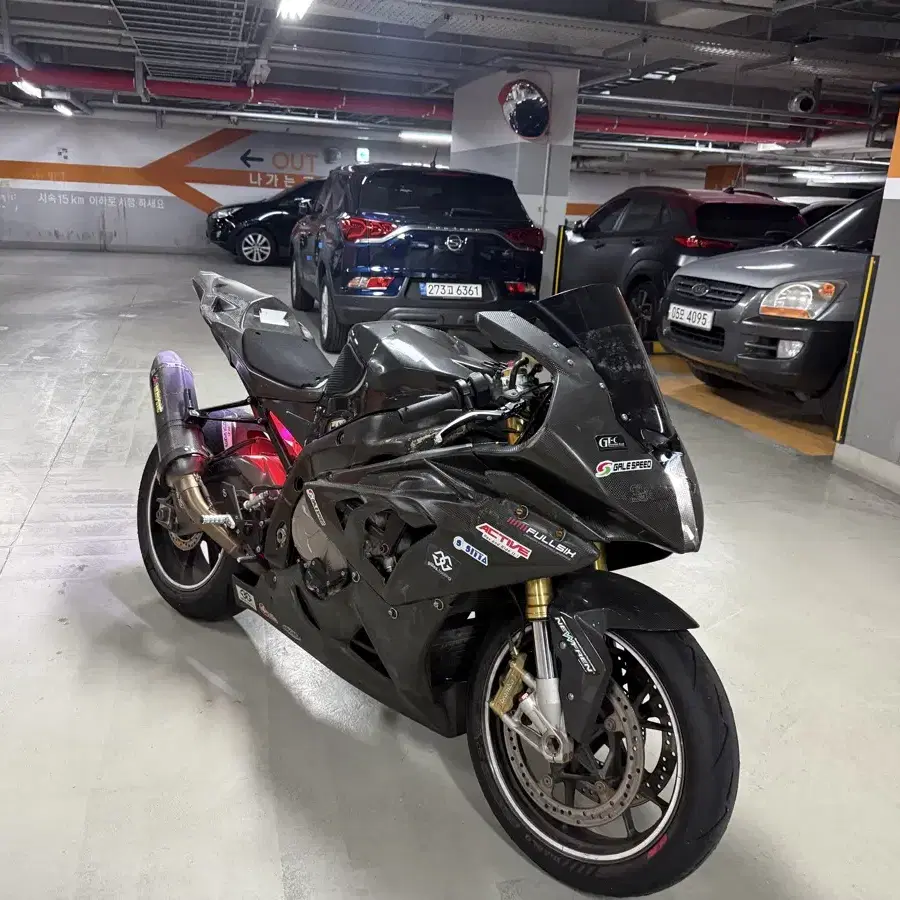 BMW 11년 s1000rr 풀카본 차량