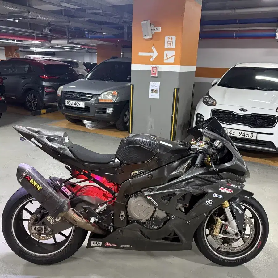 BMW 11년 s1000rr 풀카본 차량