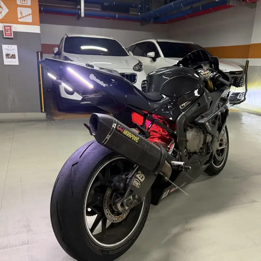 BMW 11년 s1000rr 풀카본 차량