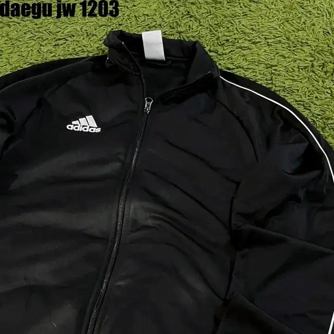 L ADIDAS ZIPUP 아디다스 집업