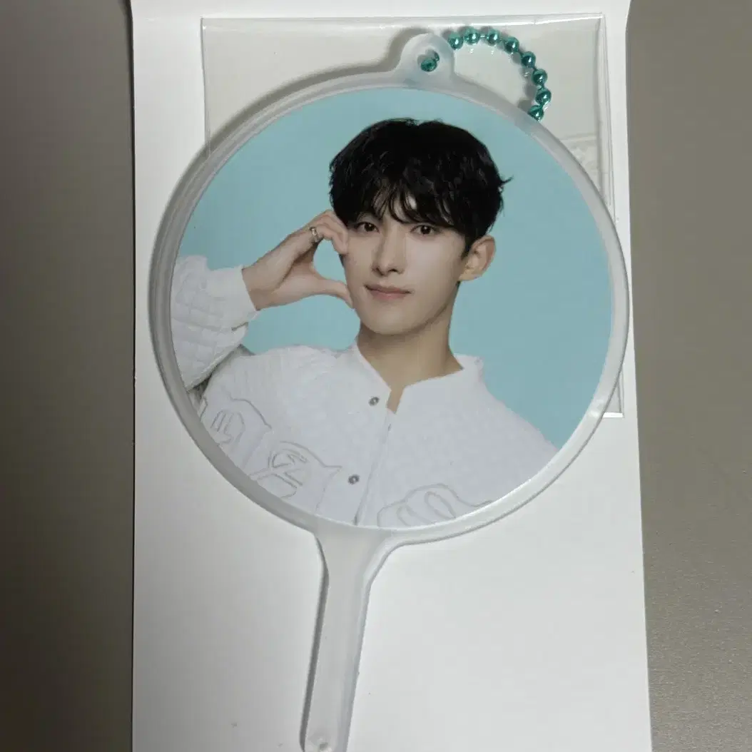 세븐틴 도겸 미니우치와 follow Mini picket keyring