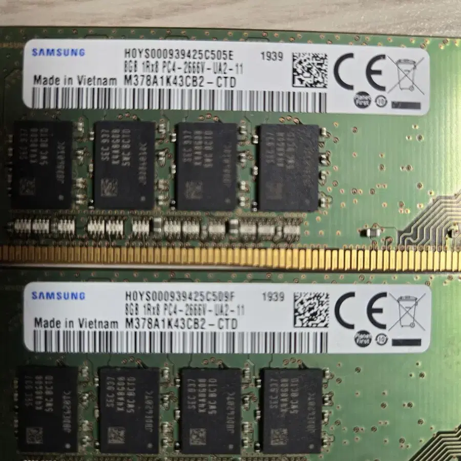 DDR4 2666V 램 메모리 8기가 2개  팝니다